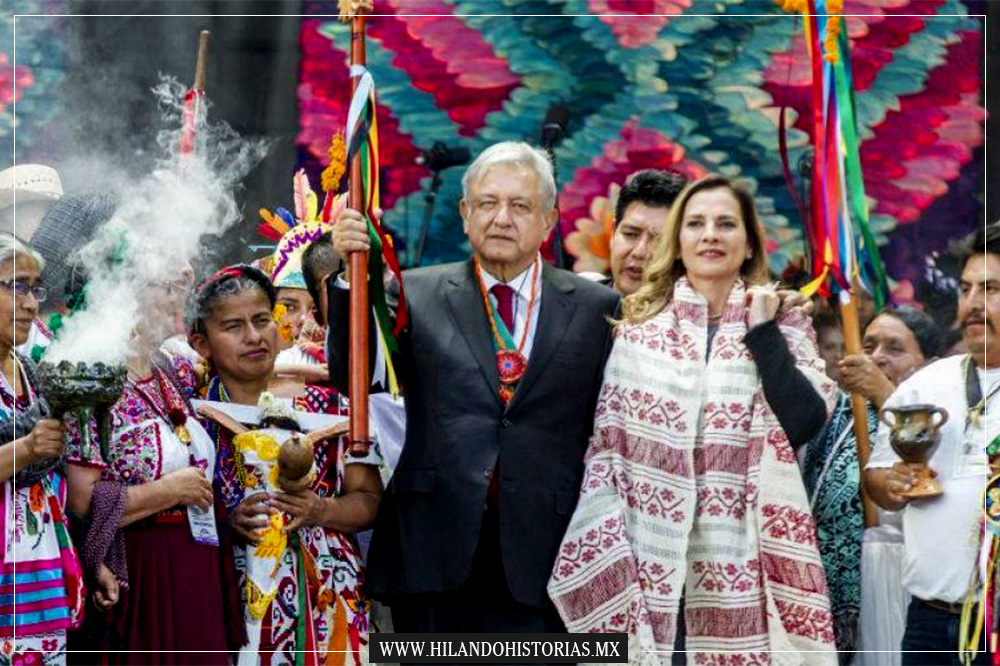 Alfombristas tlaxcaltecos realizan escenario vivo para AMLO